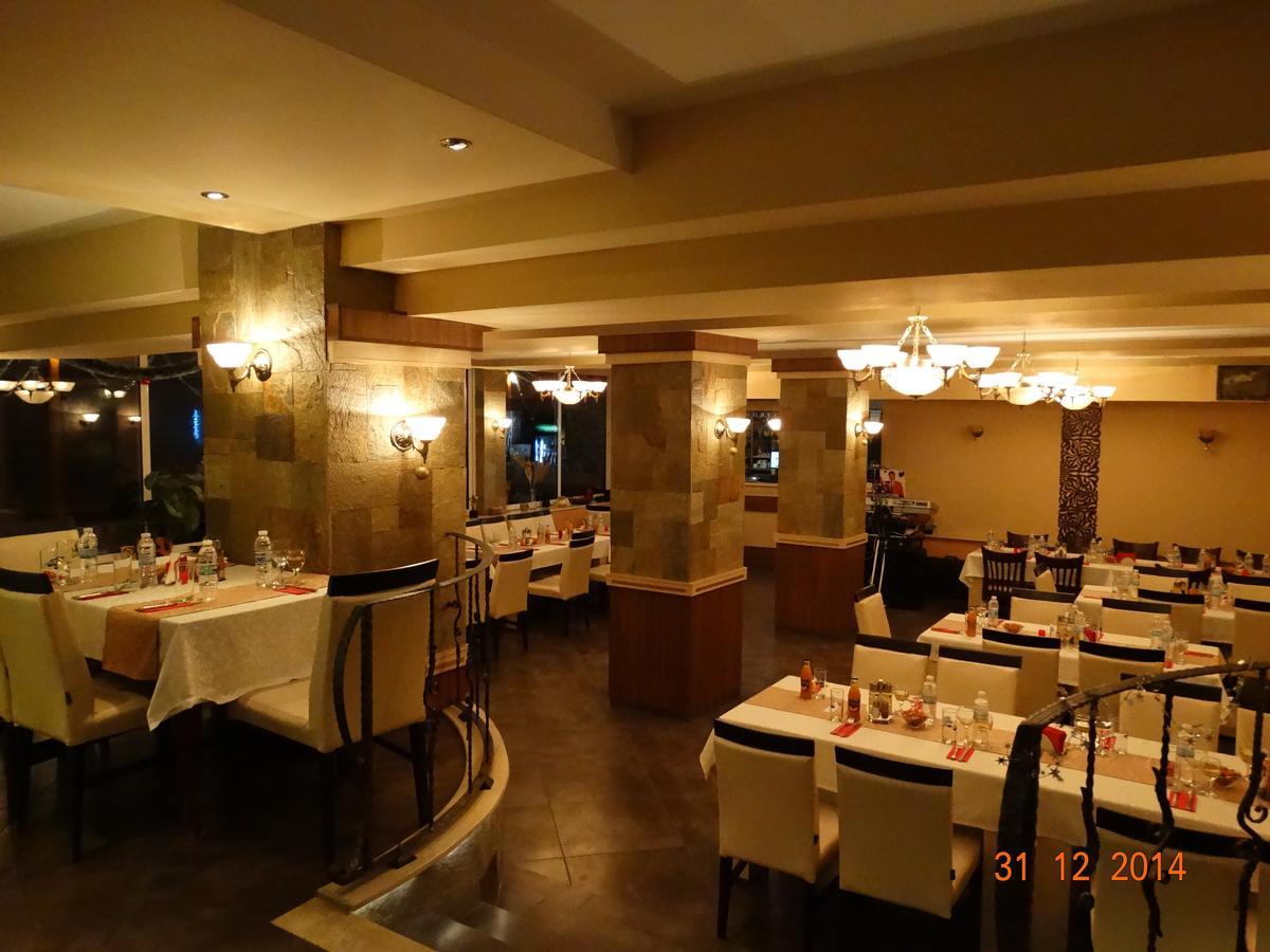 Hotel Mimoza Razgrad Екстер'єр фото