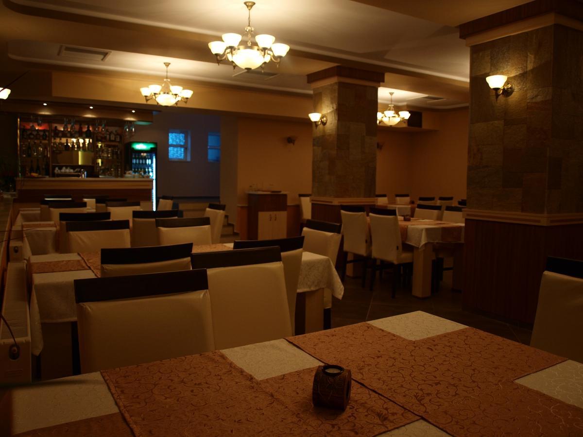 Hotel Mimoza Razgrad Екстер'єр фото