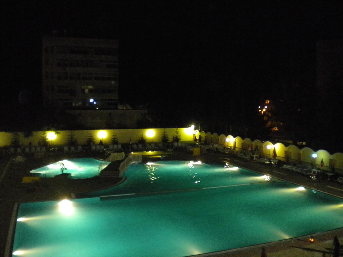 Hotel Mimoza Razgrad Екстер'єр фото