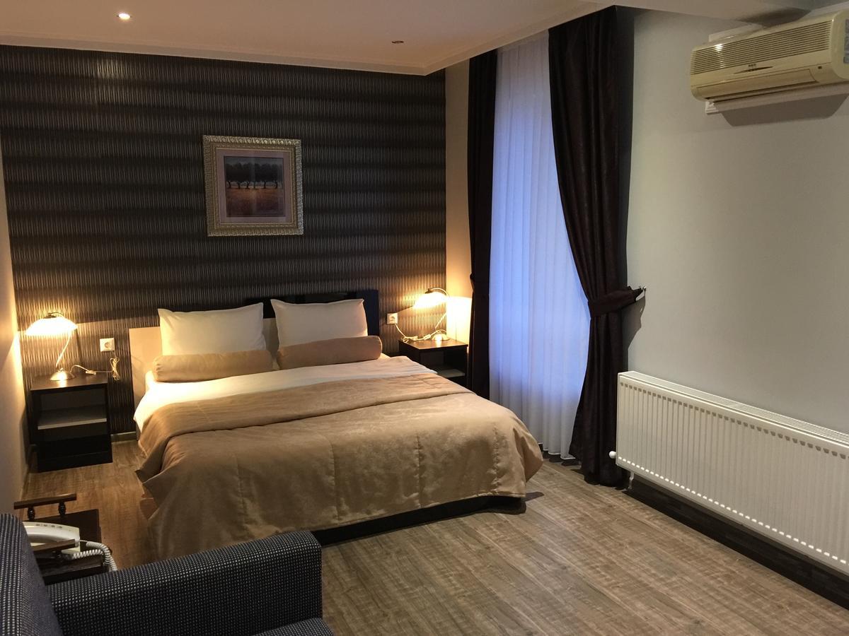 Hotel Mimoza Razgrad Екстер'єр фото